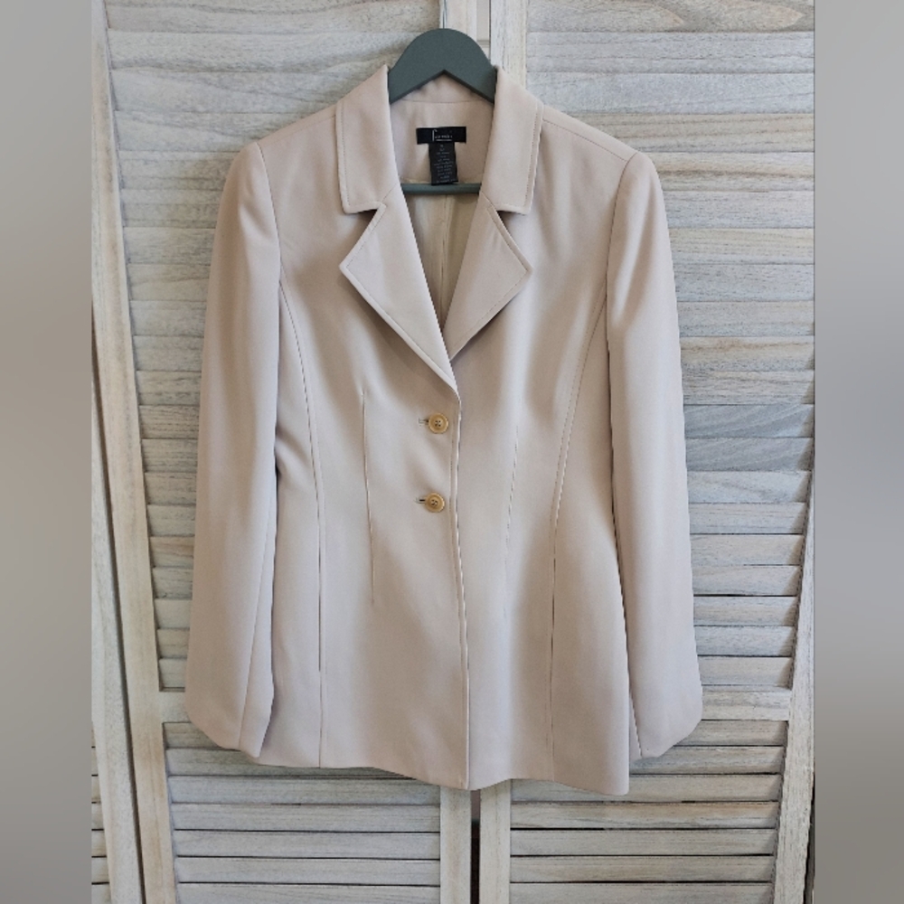 Women's Frenchi Short Skirt Suit With Blazer in Beige Size S - Picture 2 of 11